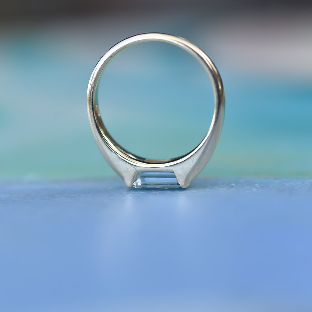 AQUA ÉTERNA