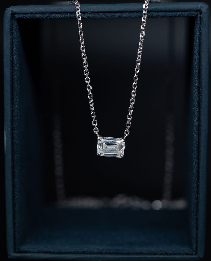 EMERALD FRAME