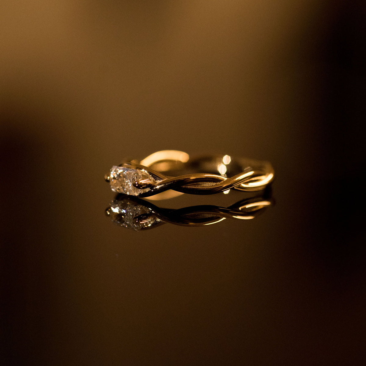 TWISTED GOLDEN