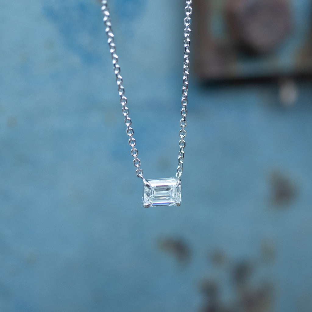 EMERALD FRAME