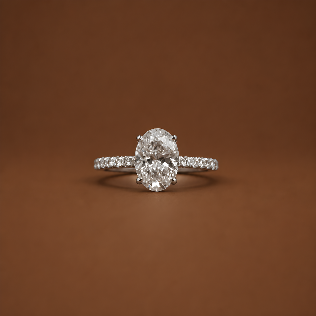 OVAL ELEGANCE