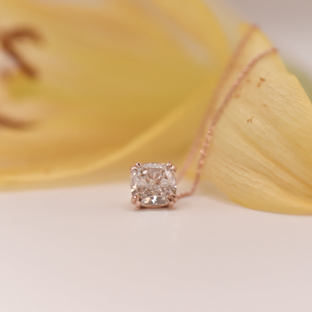 ÉCLAT CÉLESTE square cushion diamond solitaire necklace, image 5